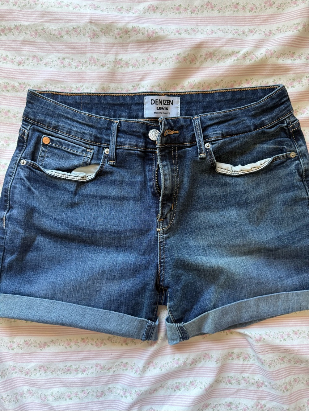 Denizen from Levi's Rolled-Hem Denim Shorts